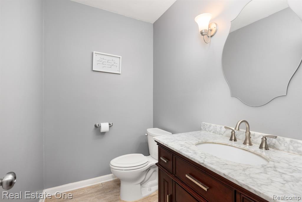 2112 Bretton Drive