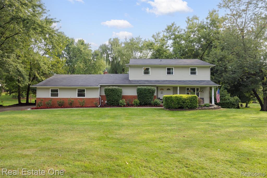 2112 Bretton Drive