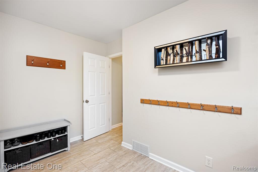 2112 Bretton Drive