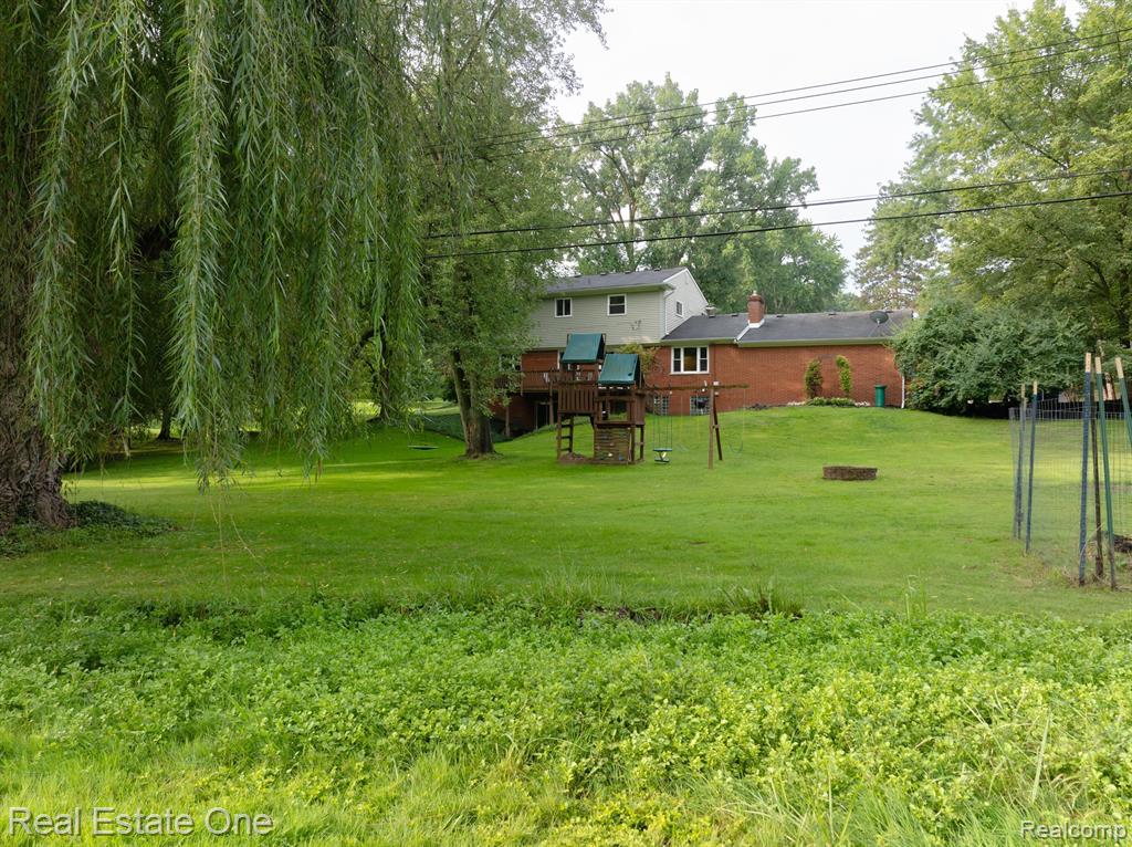 2112 Bretton Drive