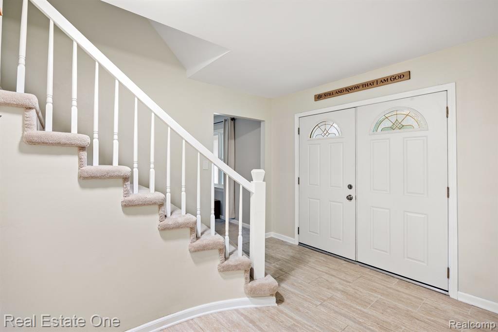 2112 Bretton Drive