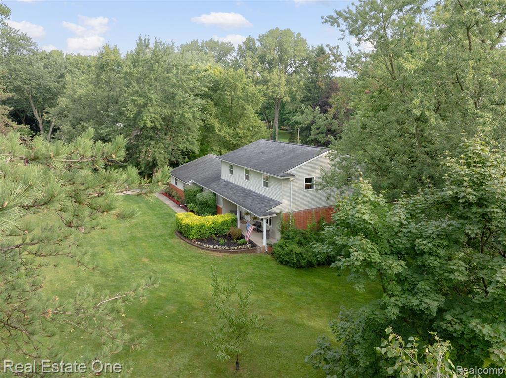 2112 Bretton Drive