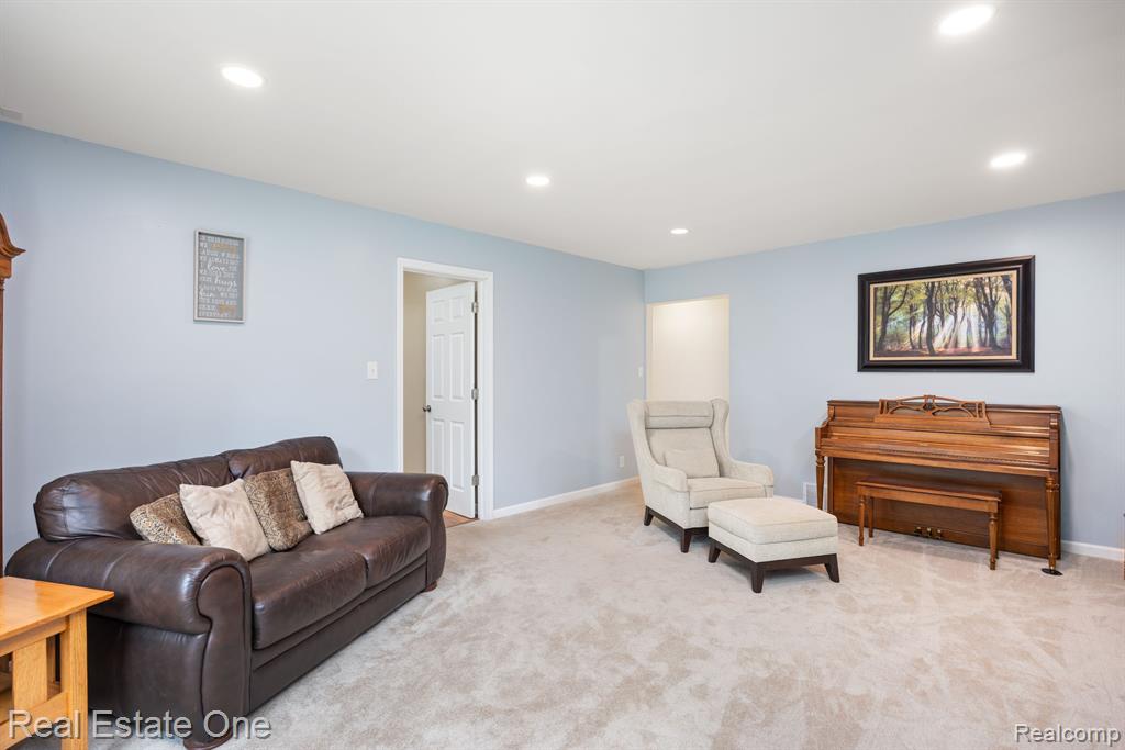 2112 Bretton Drive