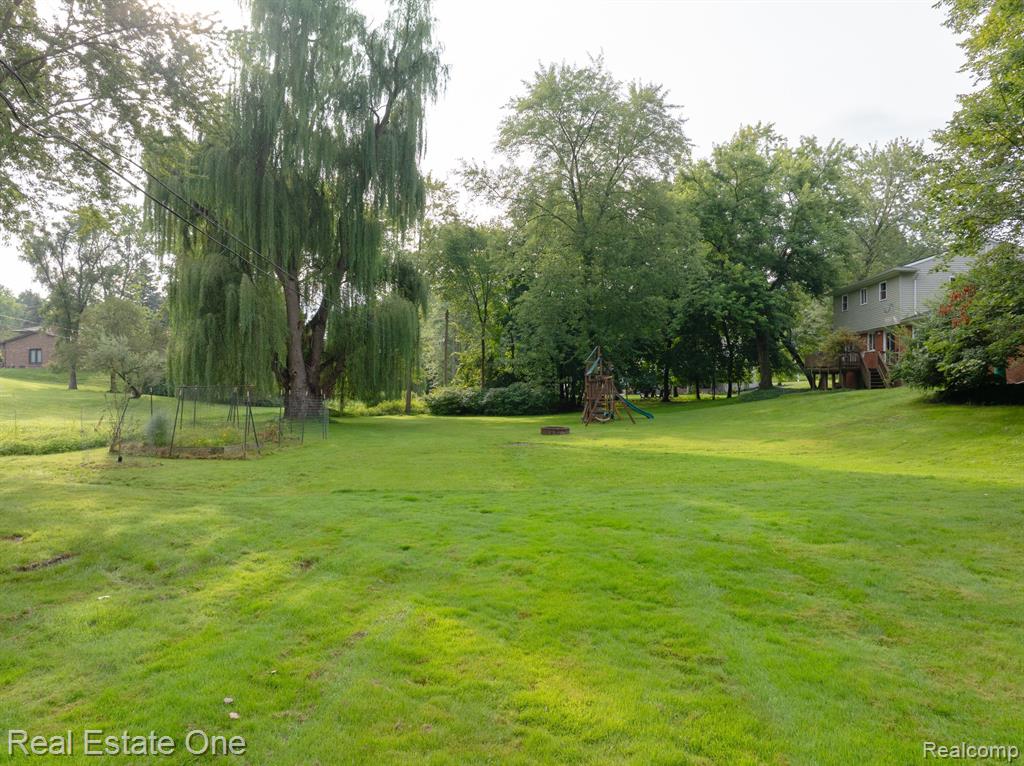 2112 Bretton Drive