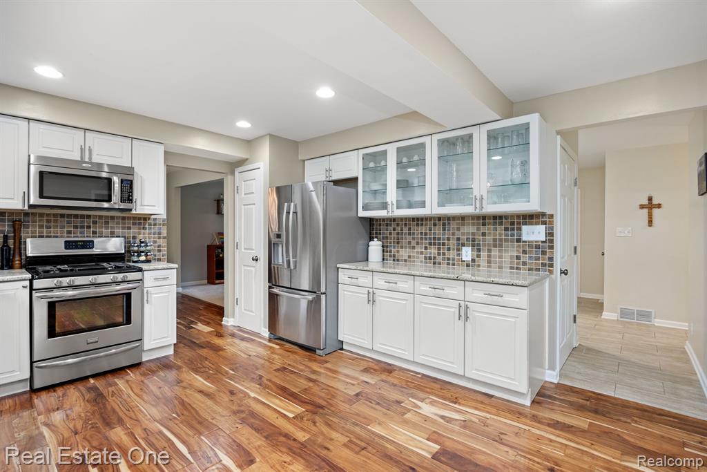 2112 Bretton Drive