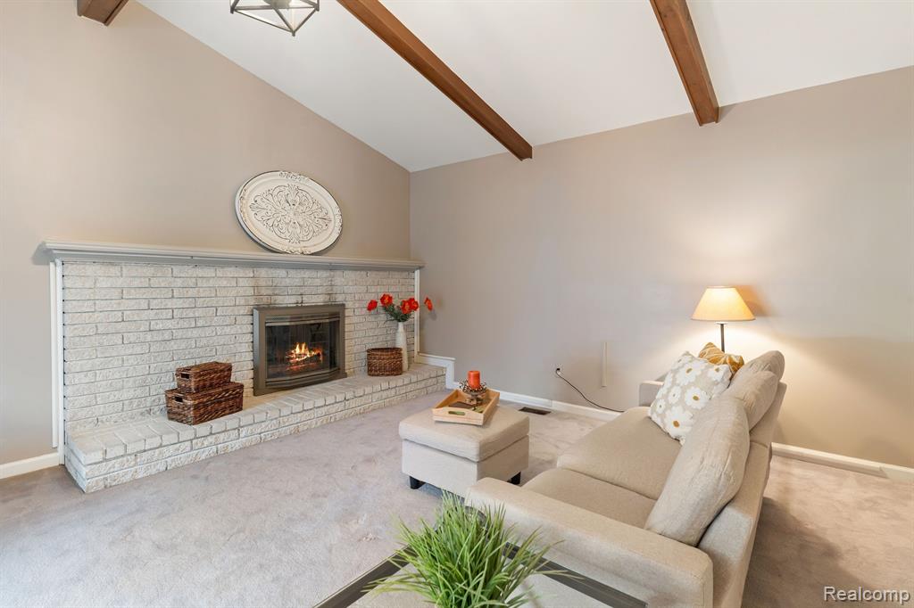 1414 Shaker Drive