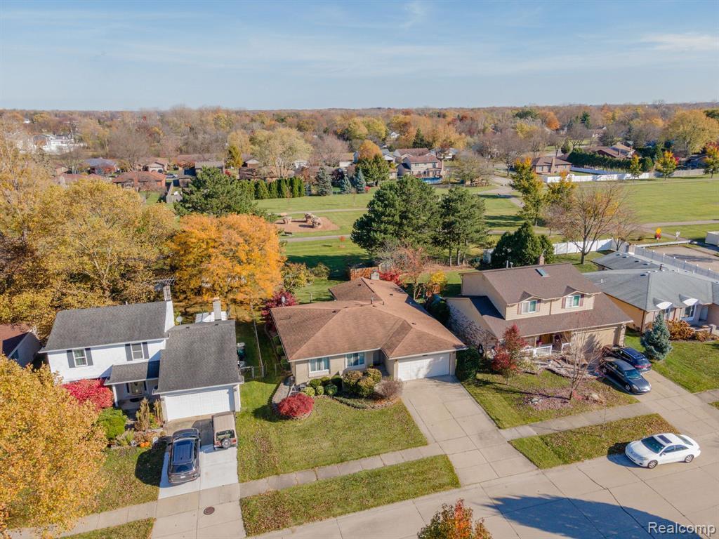 1414 Shaker Drive