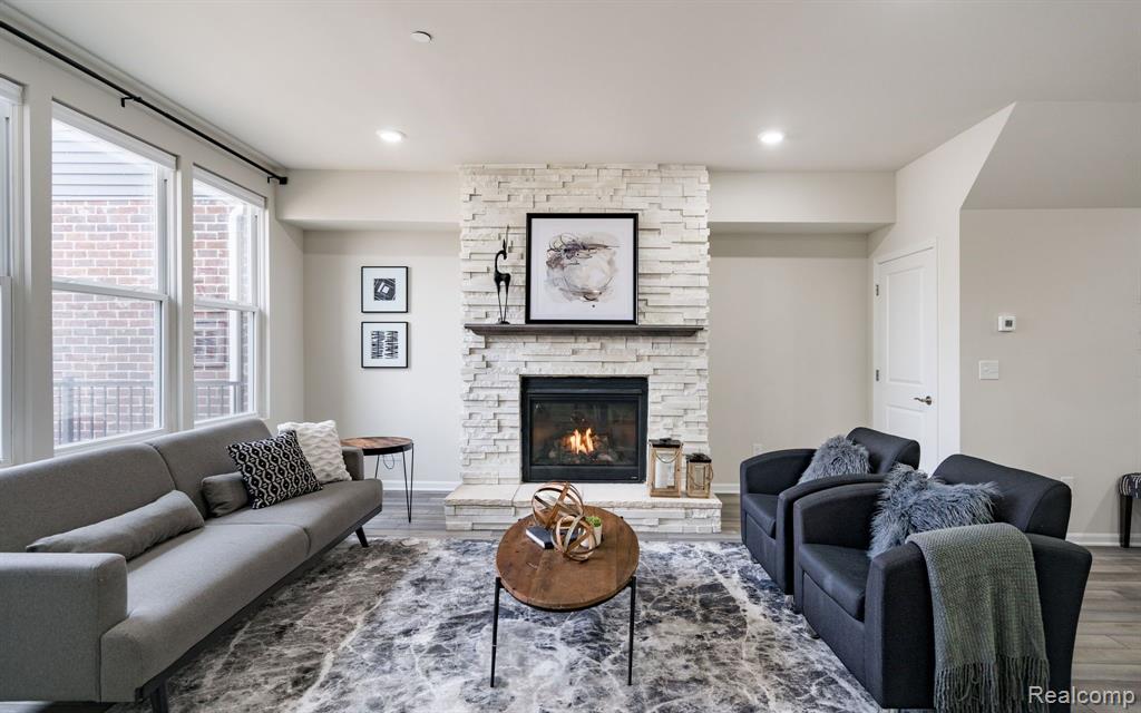 664 Peppermint Drive