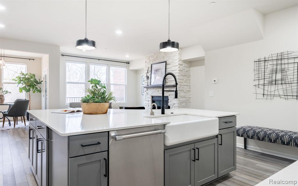 664 Peppermint Drive