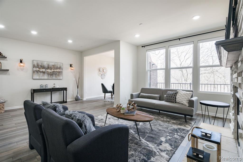 664 Peppermint Drive