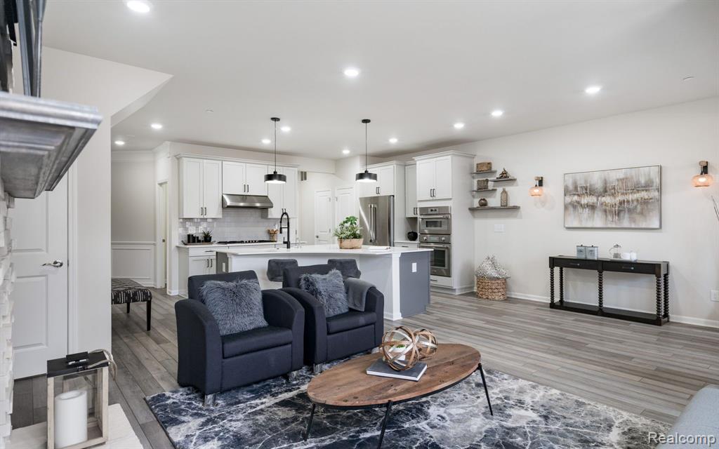 664 Peppermint Drive