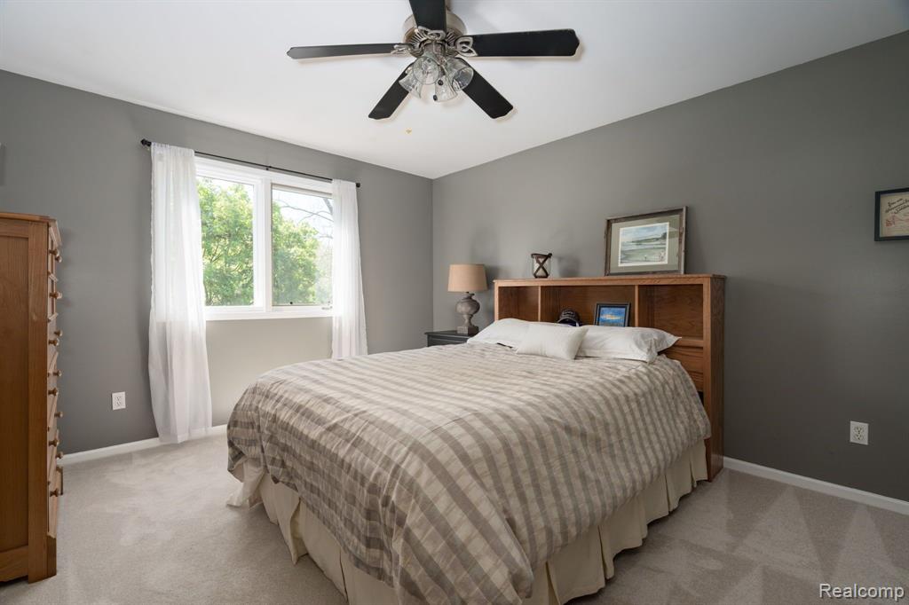 1715 Skyline Drive