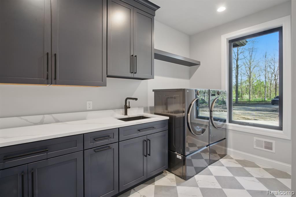 4030 Metamora Ridge
