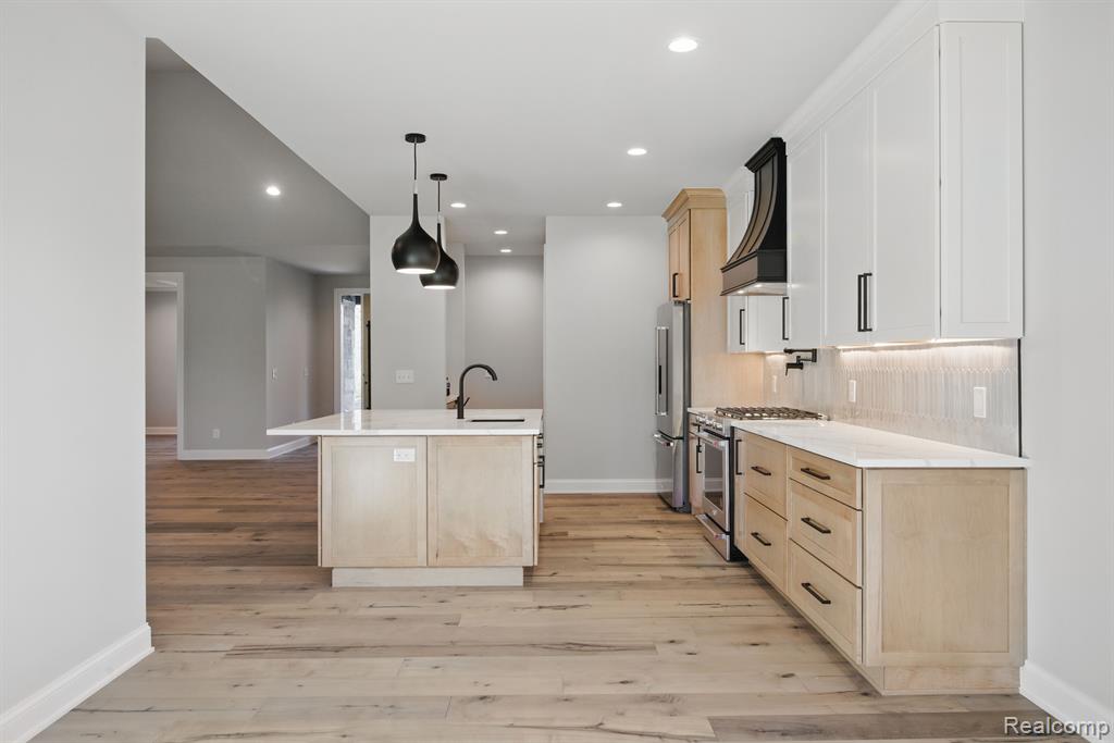 4030 Metamora Ridge