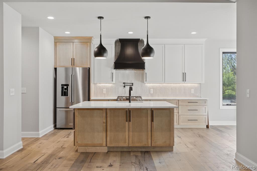4030 Metamora Ridge
