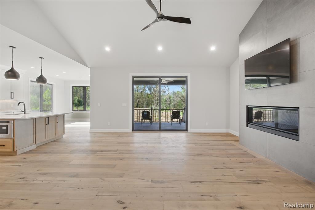 4030 Metamora Ridge