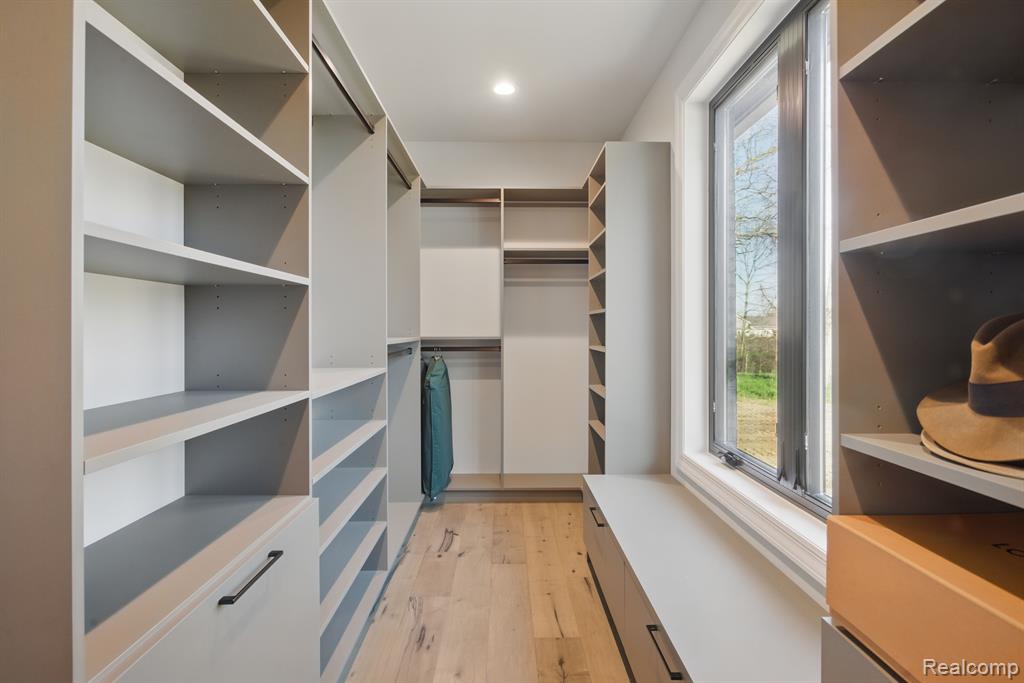 4030 Metamora Ridge