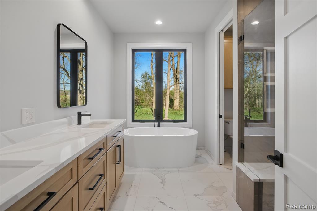 4030 Metamora Ridge