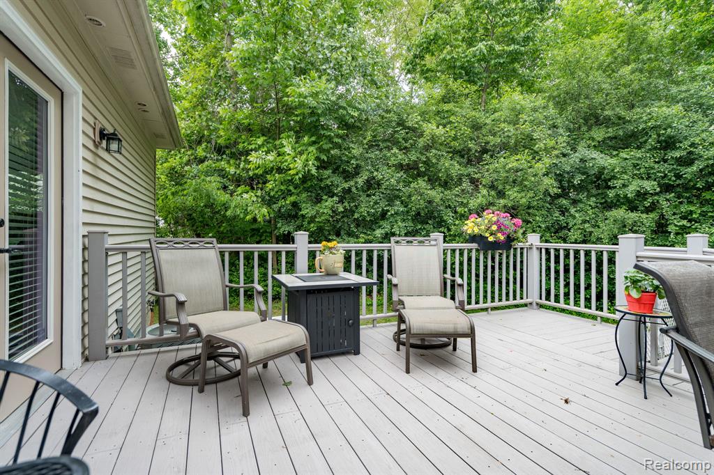 1156 Fairway Drive