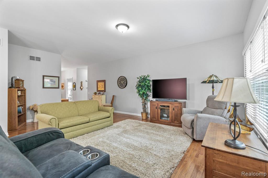 1156 Fairway Drive