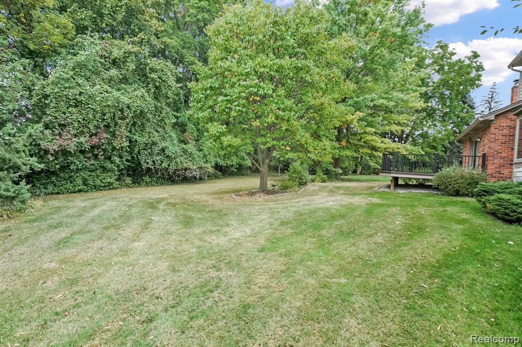 391 Silvervale Drive