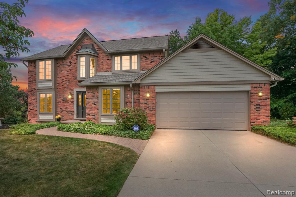 391 Silvervale Drive