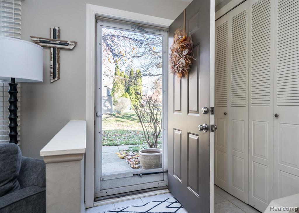 1246 Kings Cove Court