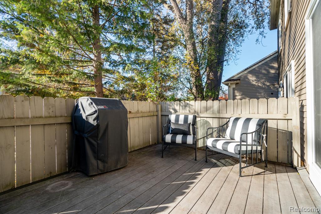 1246 Kings Cove Court