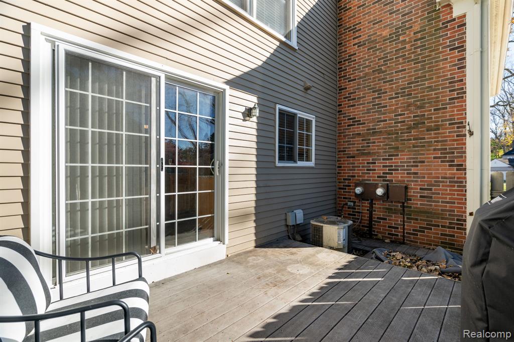 1246 Kings Cove Court