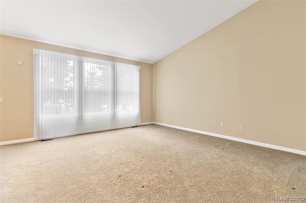 2068 Glenwood Drive