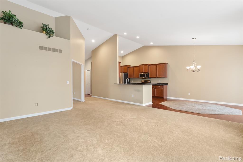 2068 Glenwood Drive