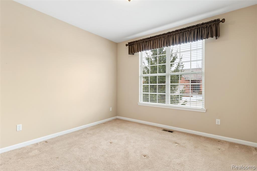 2068 Glenwood Drive