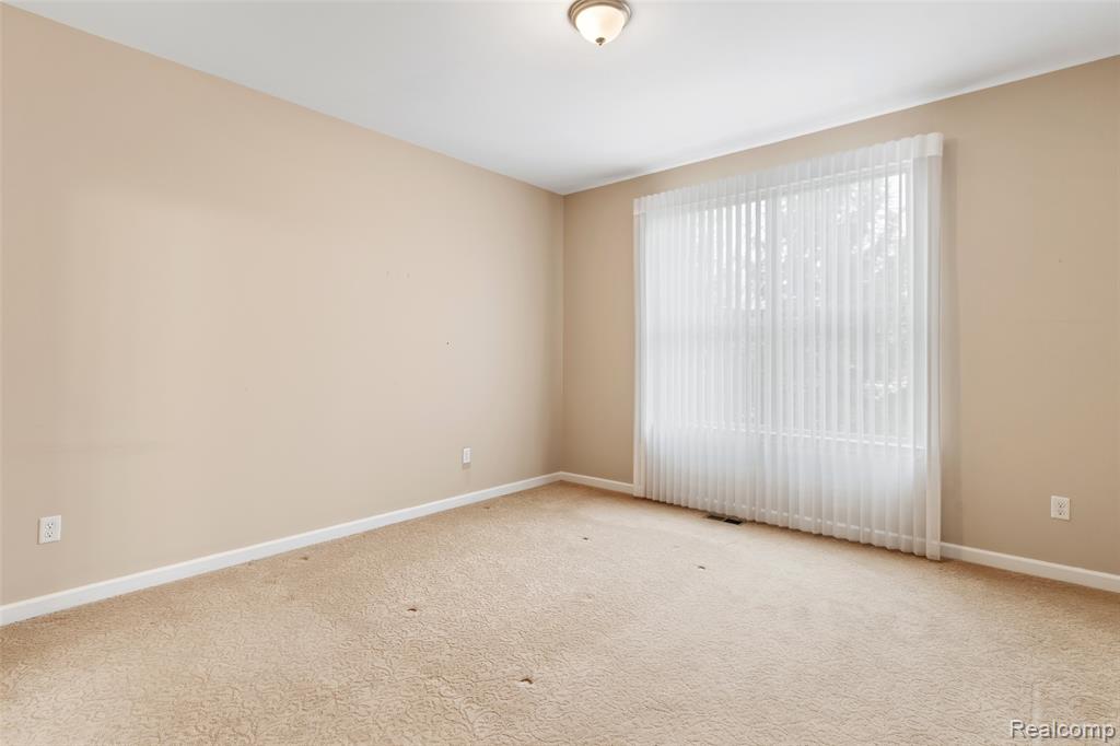 2068 Glenwood Drive