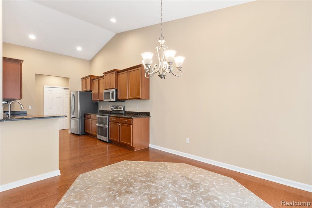 2068 Glenwood Drive