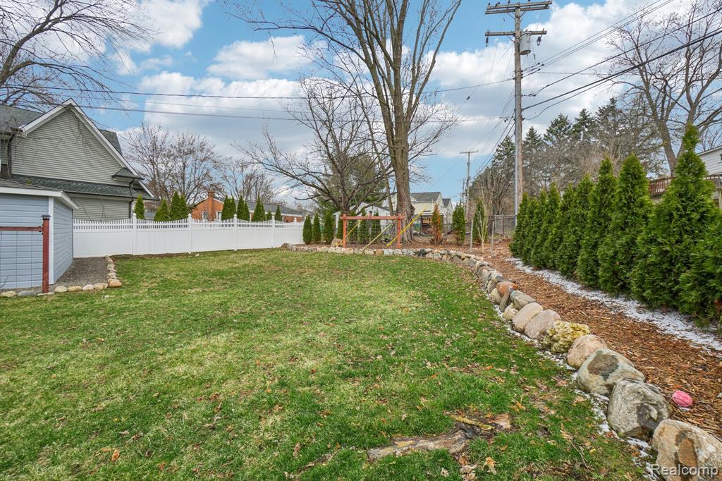 1156 Sycamore Drive