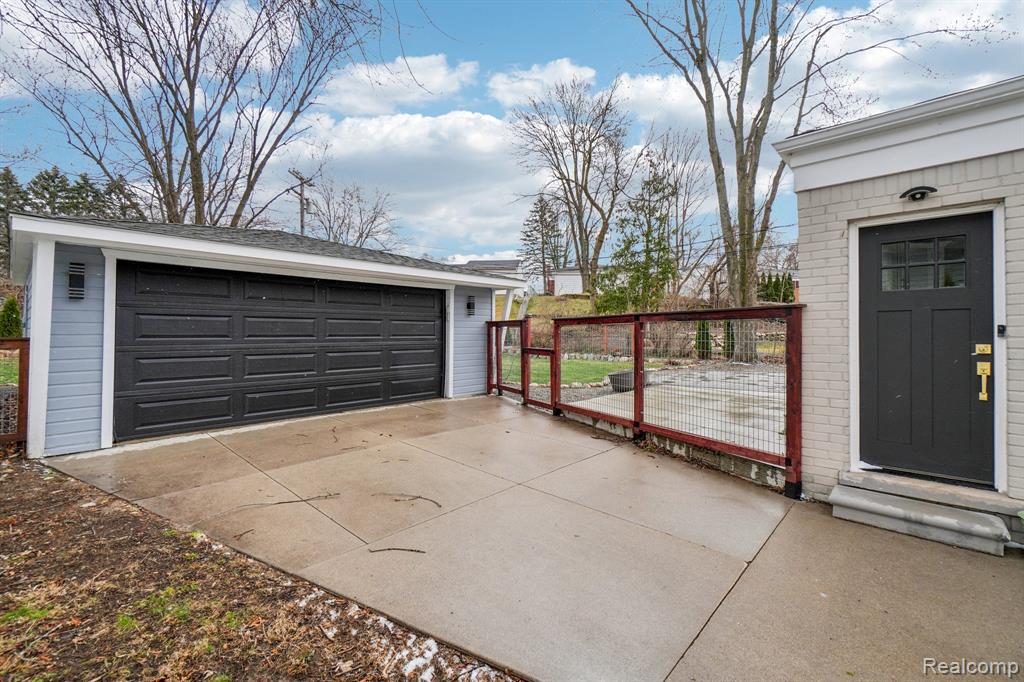 1156 Sycamore Drive