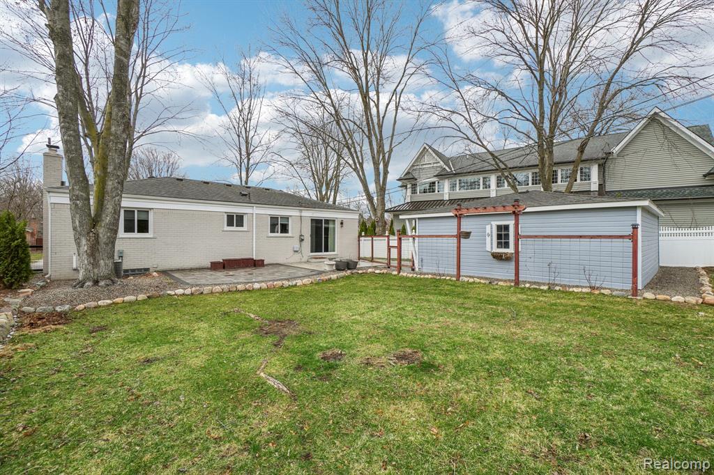 1156 Sycamore Drive