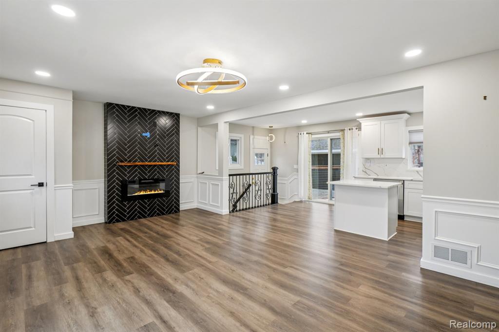 1156 Sycamore Drive