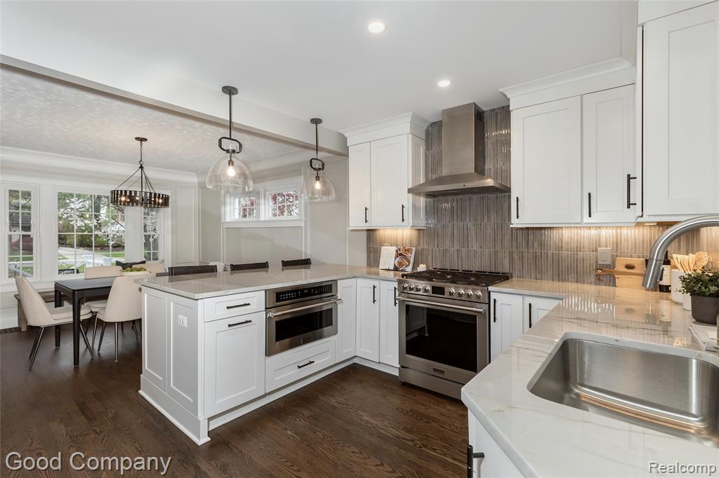 1514 Sunset Boulevard