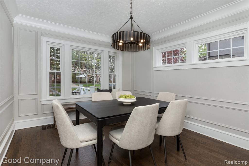 1514 Sunset Boulevard