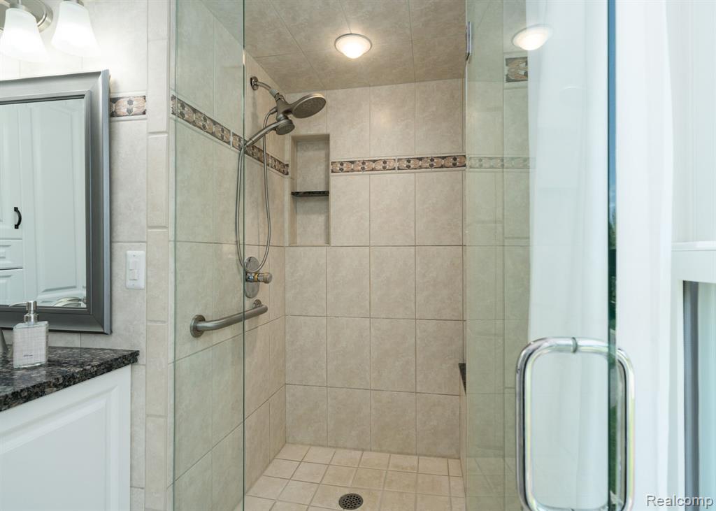 1123 Hickory Hill Drive