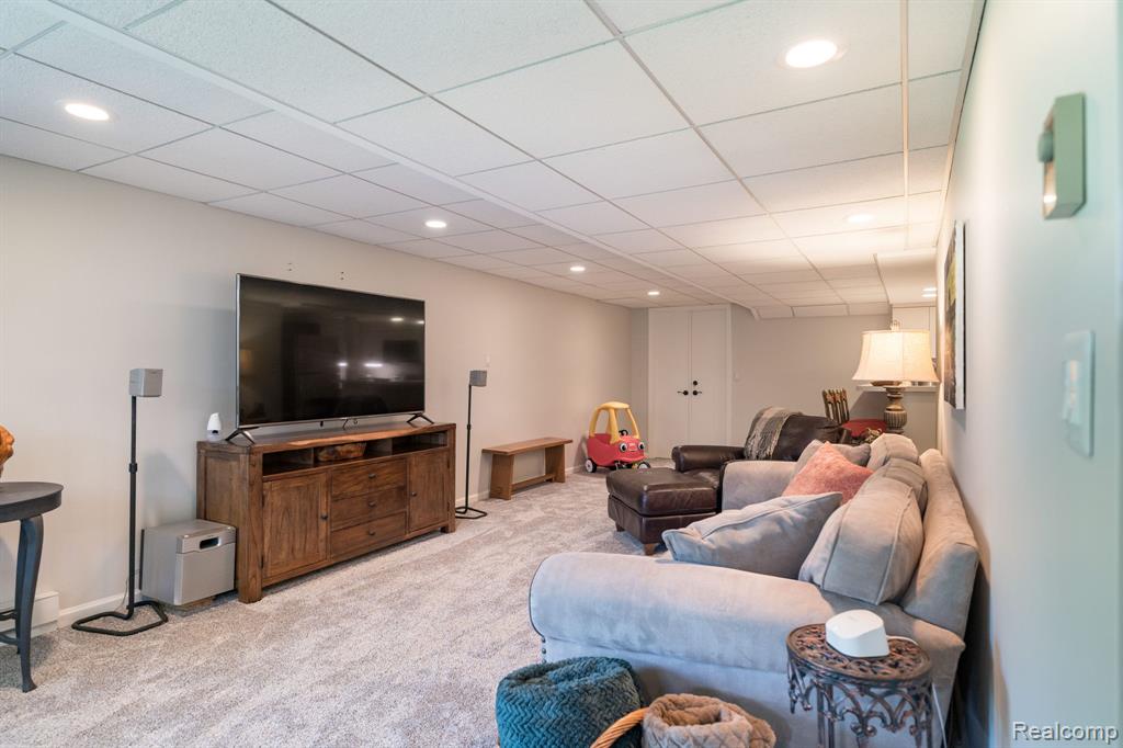 1123 Hickory Hill Drive
