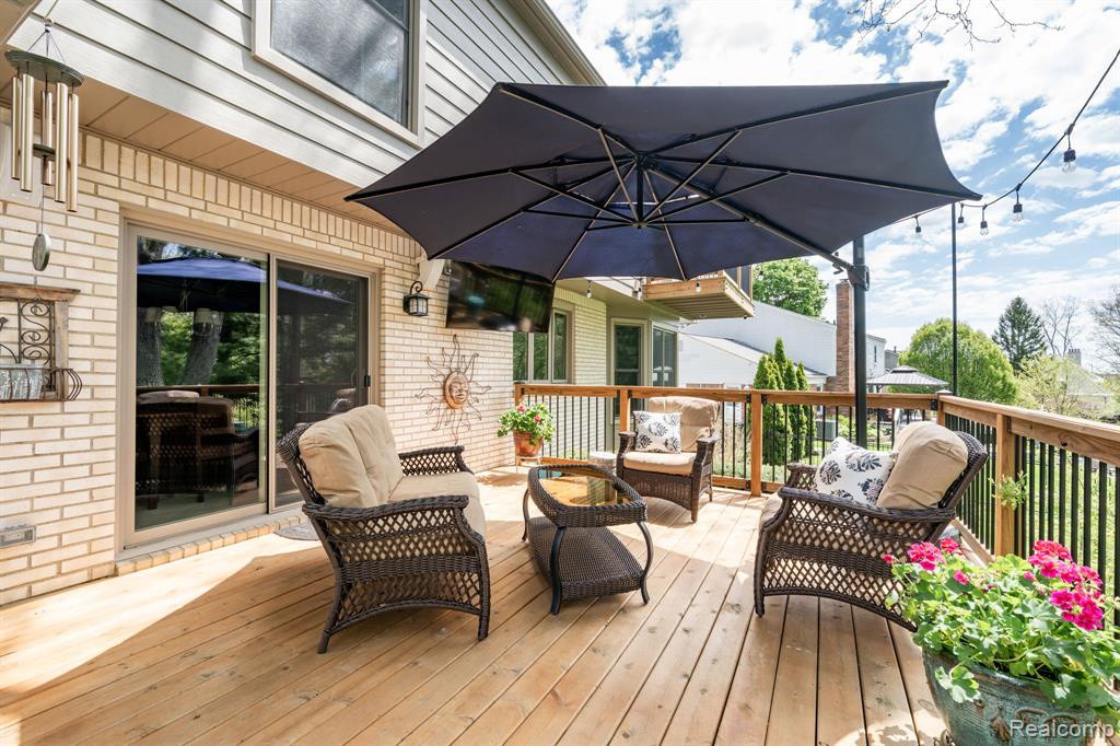 1123 Hickory Hill Drive