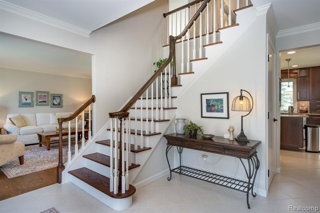 1123 Hickory Hill Drive