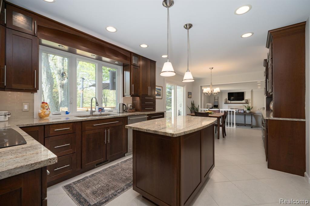 1123 Hickory Hill Drive
