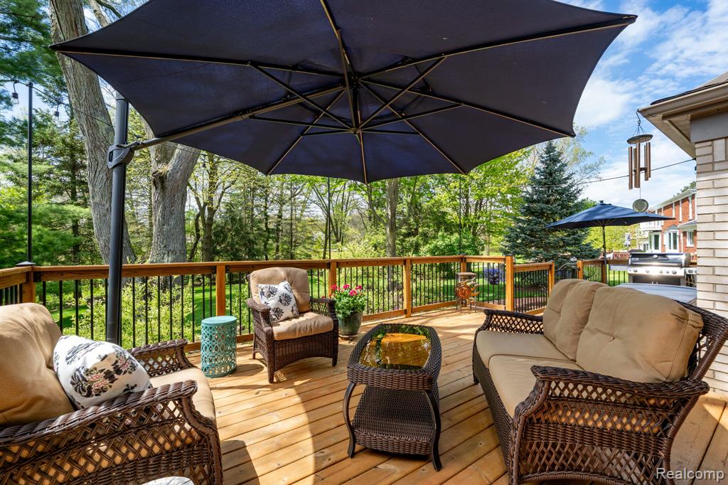 1123 Hickory Hill Drive