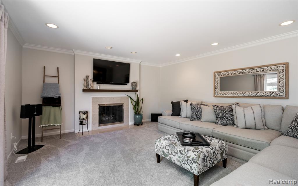 1123 Hickory Hill Drive