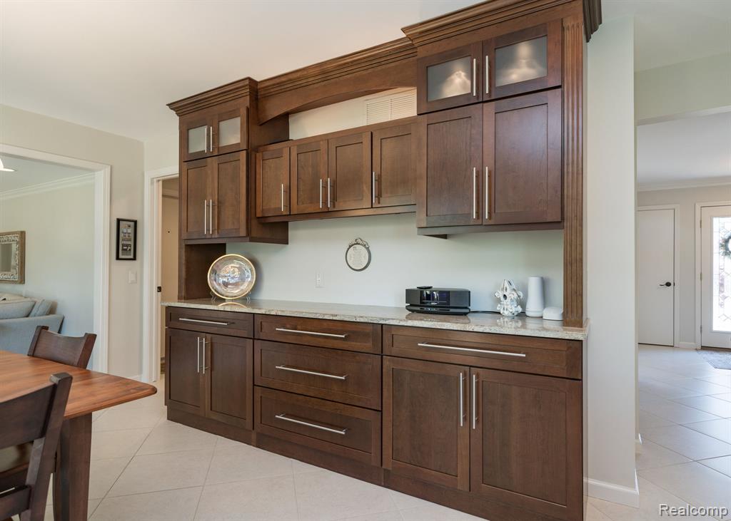 1123 Hickory Hill Drive