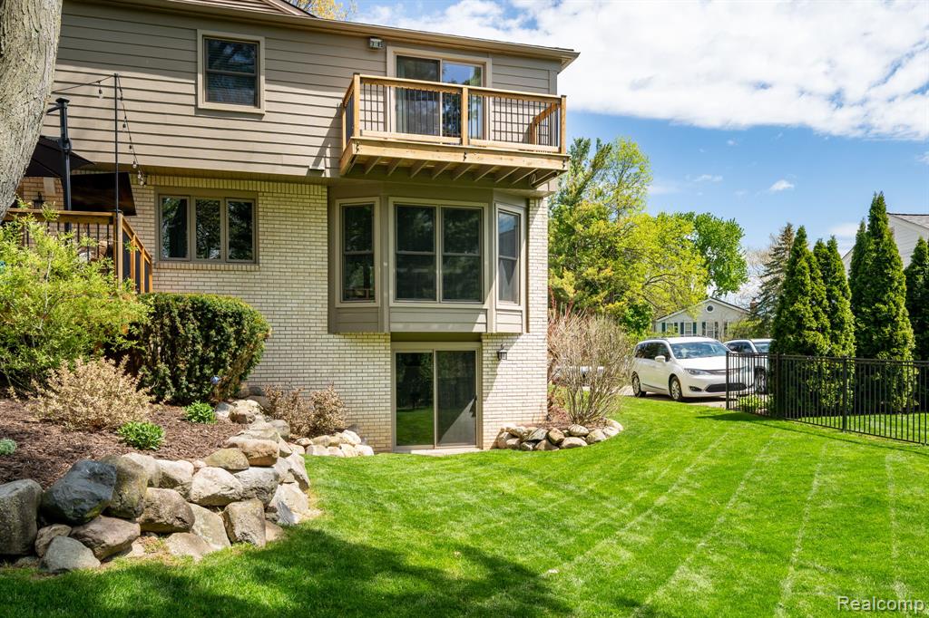 1123 Hickory Hill Drive