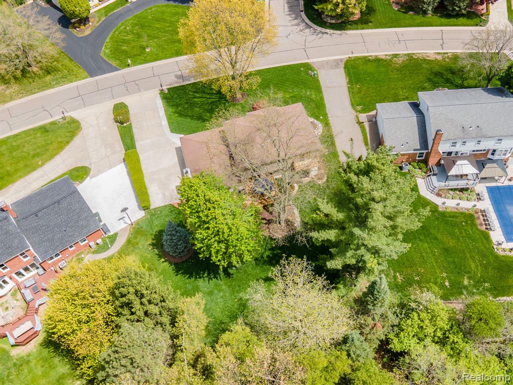 1123 Hickory Hill Drive